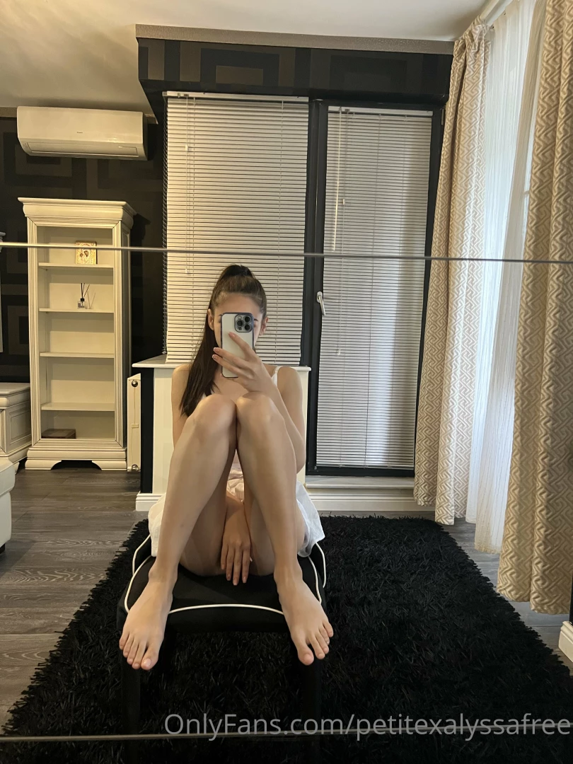 Watch me do some weird stuff on my vip account subscribe now 