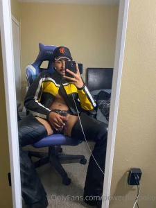 Orange or yellow part 7