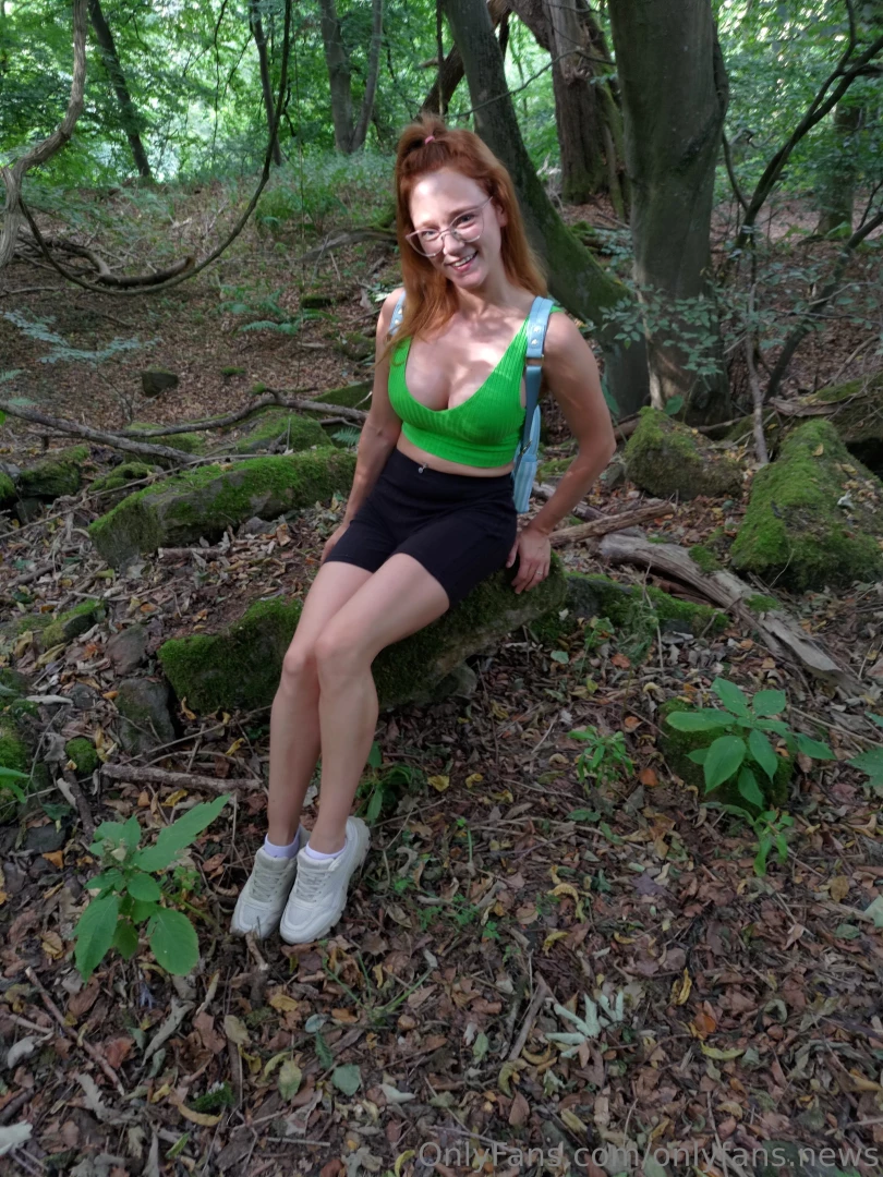 Leni_privat hey mein lieber ich bin die leni und 19 jahre jung ich bin part 11 