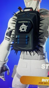 Anyone serious about wanting to play fortnite first one to tip the