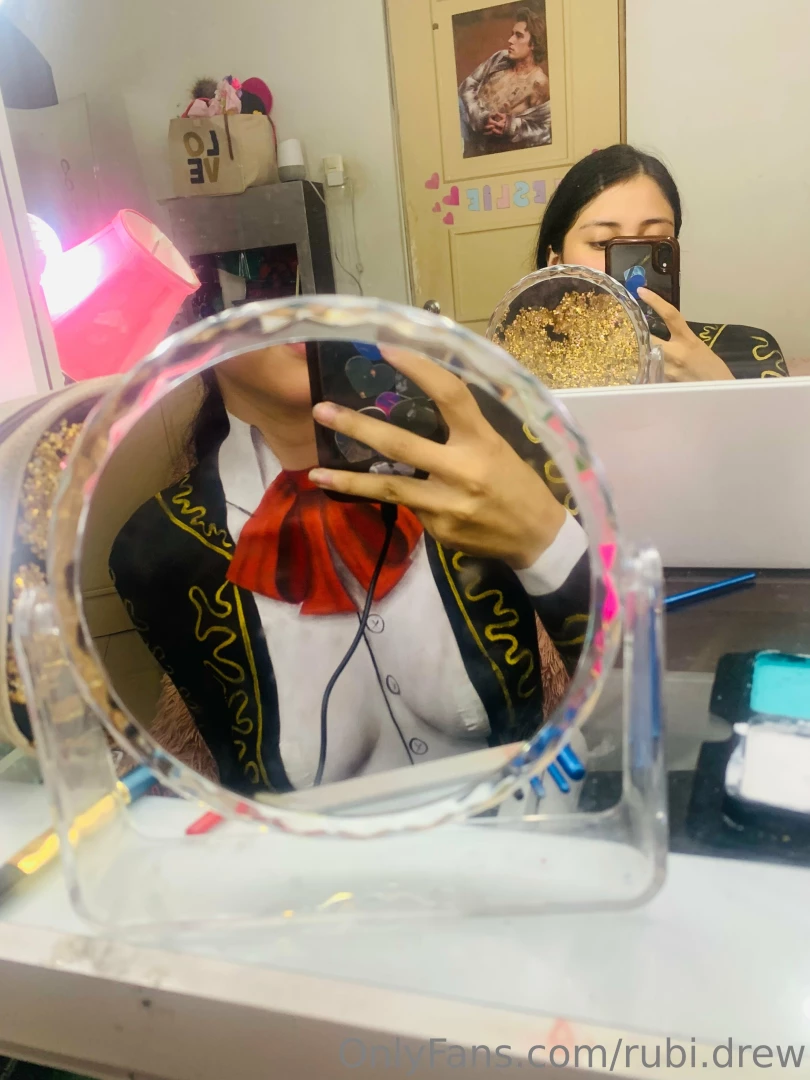 Qu tal yo de mariachi eh meta de tips 50 dlrs y hacemos live por aqui part 5 