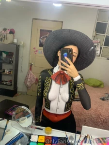 Qu tal yo de mariachi eh meta de tips 50 dlrs y hacemos live por aqui part 6