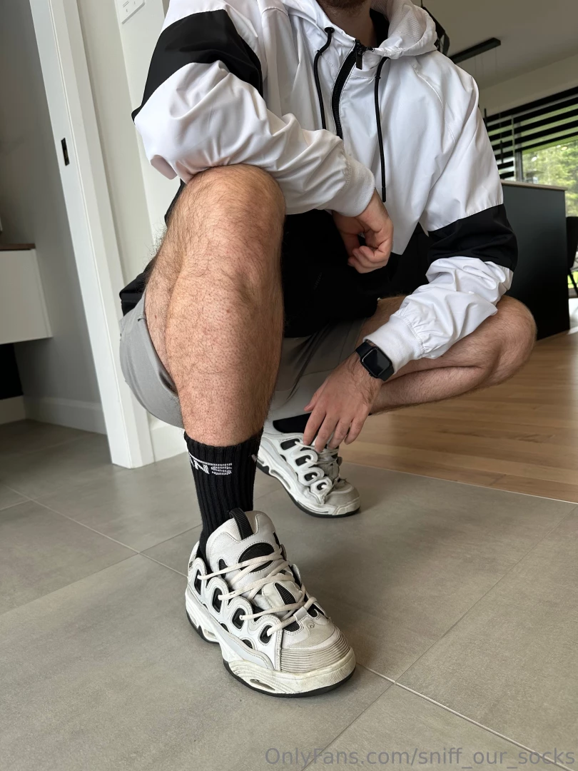 My turn to wear my boyfriend s osiris d3 