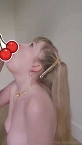 One of my favourite videos sucking and fucking in the dining room part 1