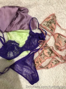 Daphne blake from scooby doo or little flower elf bean comment which