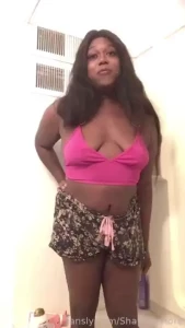 I really need to pee i drank way too much and i m struggling to hold