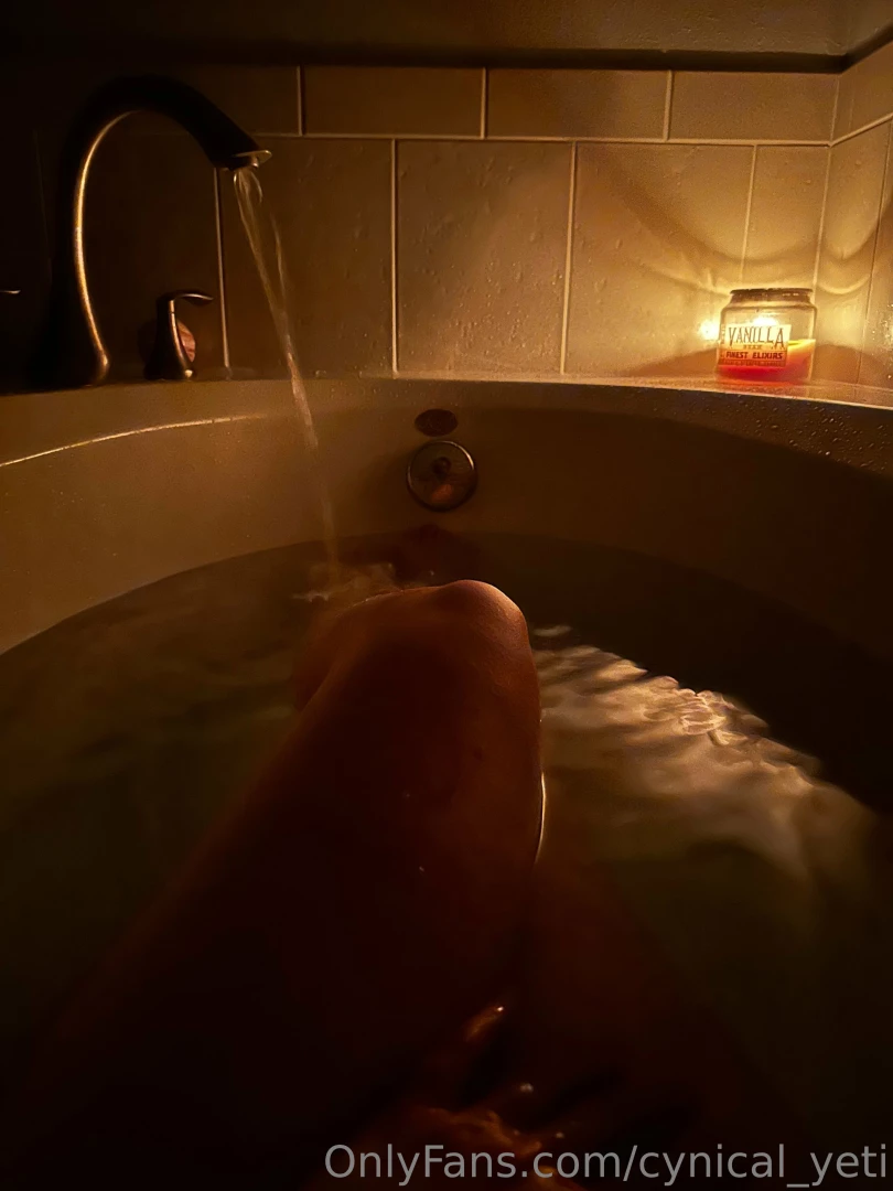 Honestly not sure where the month went - i hope 2023 is treating you 