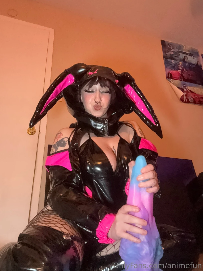 I have a new toy and its huge 