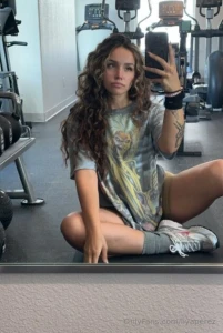 Wanna get freaky daddy feeling extra freaky rn