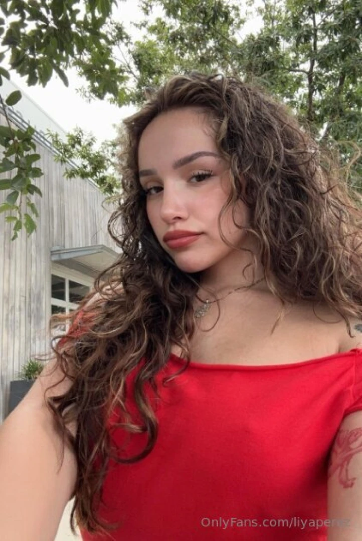 I think red mighttt just be my color what do you think 