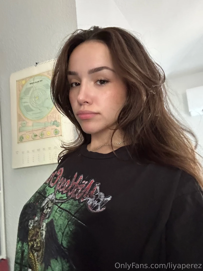 Maybe you can tell from my shirt but i am soooo ready for halloween 