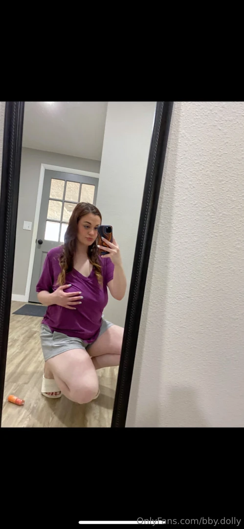 Tip me 5 and i ll leave a little something special in your dm 