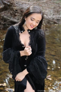 I love when fans send me pretty things to use in my photos photos by part 3