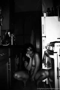 Here s some more creepy kitchen self portraits i usually hate flash part 6