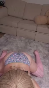 Pov you just got home from work and i instantly start sucking your
