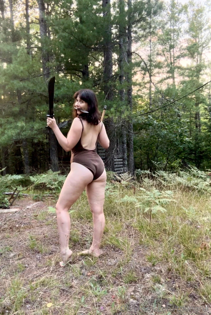 I promise there will be less grainy night pics once i work up the part 2 