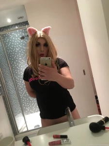 Not lewd but feeling cute