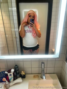 What kind of looks do you guys want me to do this year