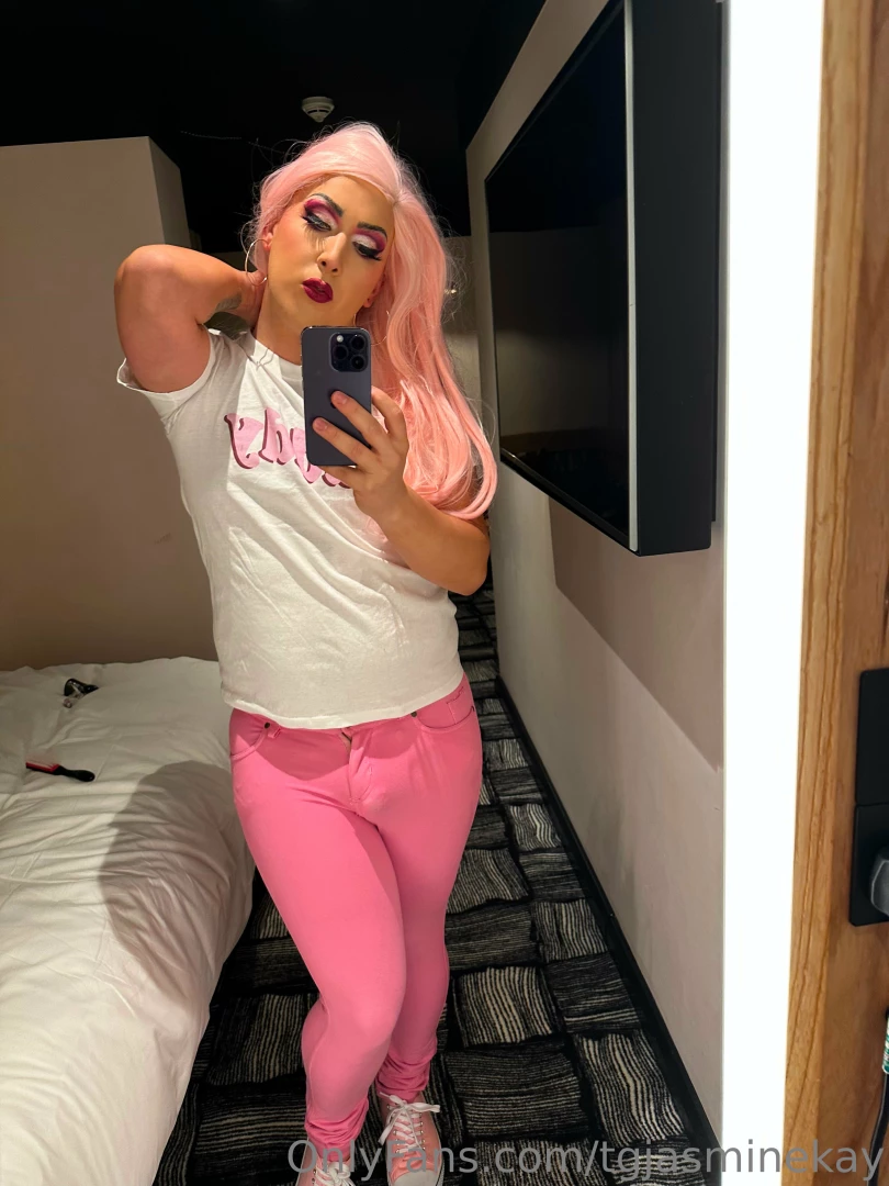 This is what i wore to go watch the barbie movie with my lil caged part 1 