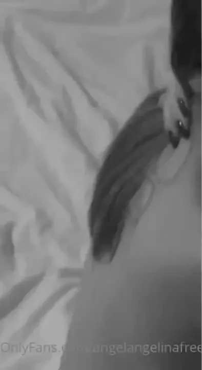 You feel hard attraction to my body 