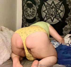 Papi look at the prints on my ass from waiting for you in bed i m part 2