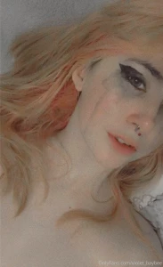 Dunno about you guys but omg i find mascara running down my face so