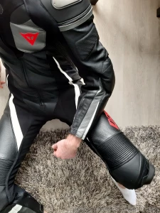 My older dainese veloster suit don t have it any more but still a hot part 27