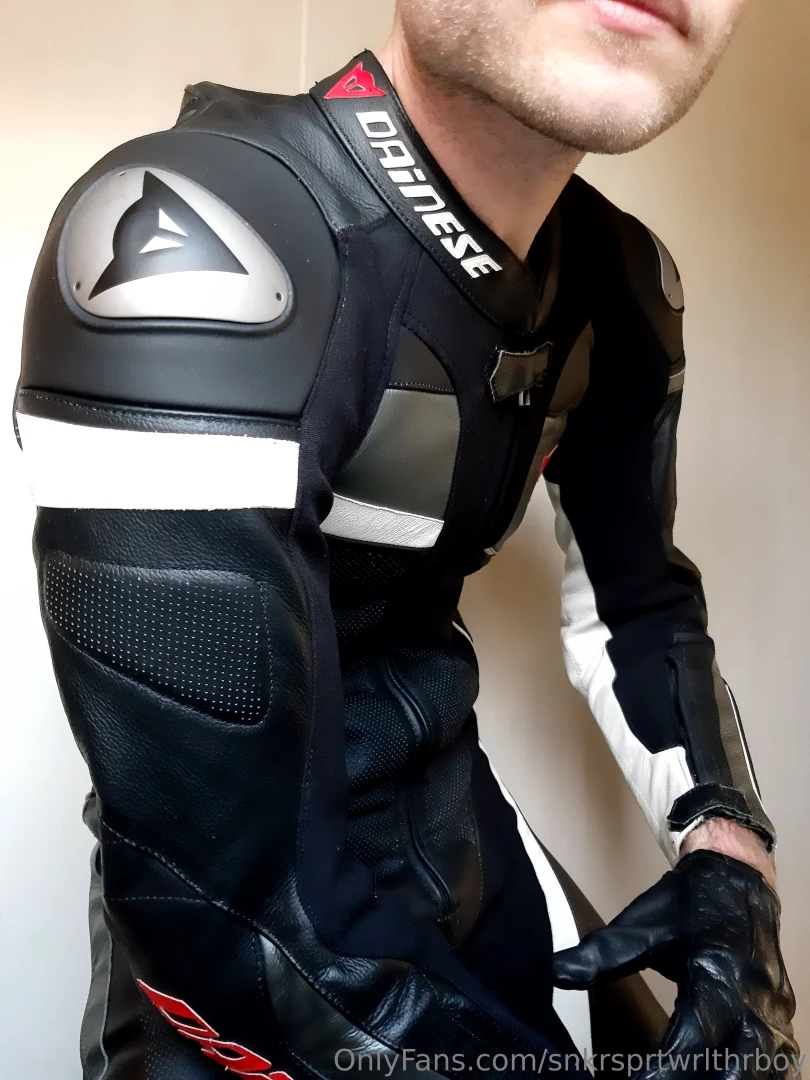 My older dainese veloster suit don t have it any more but still a hot part 6 