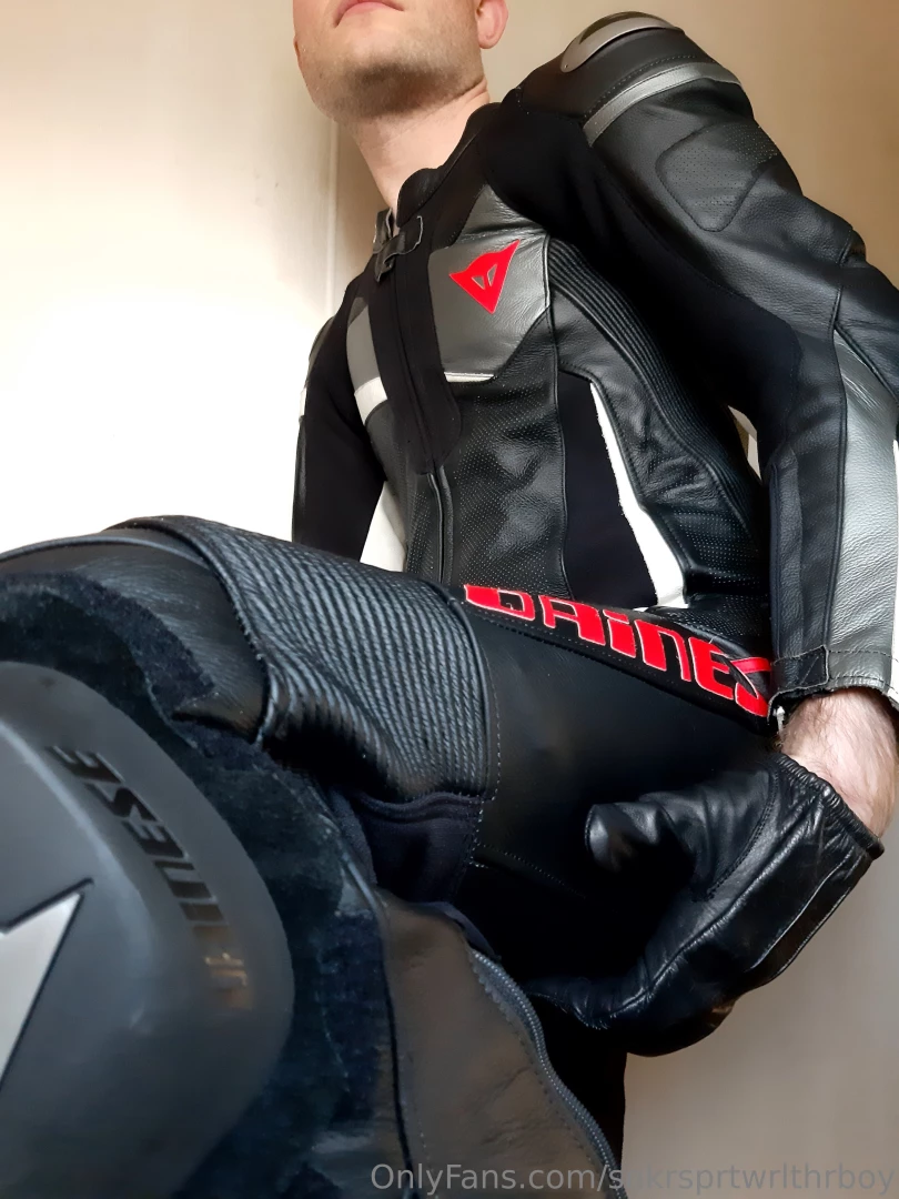 My older dainese veloster suit don t have it any more but still a hot part 7 