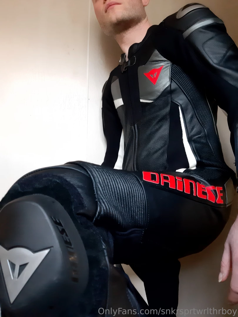 My older dainese veloster suit don t have it any more but still a hot part 13 