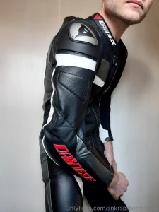 My older dainese veloster suit don t have it any more but still a hot part 19