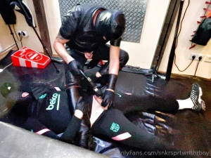 Some screenshots from my hot session with maskmaster_bl part 5