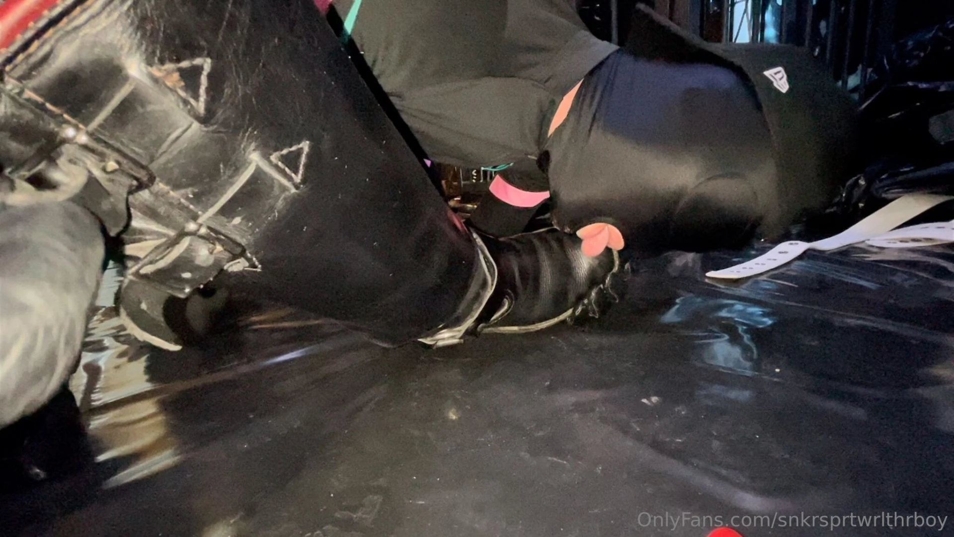 Snkrsprtwrlthrboy part 8 