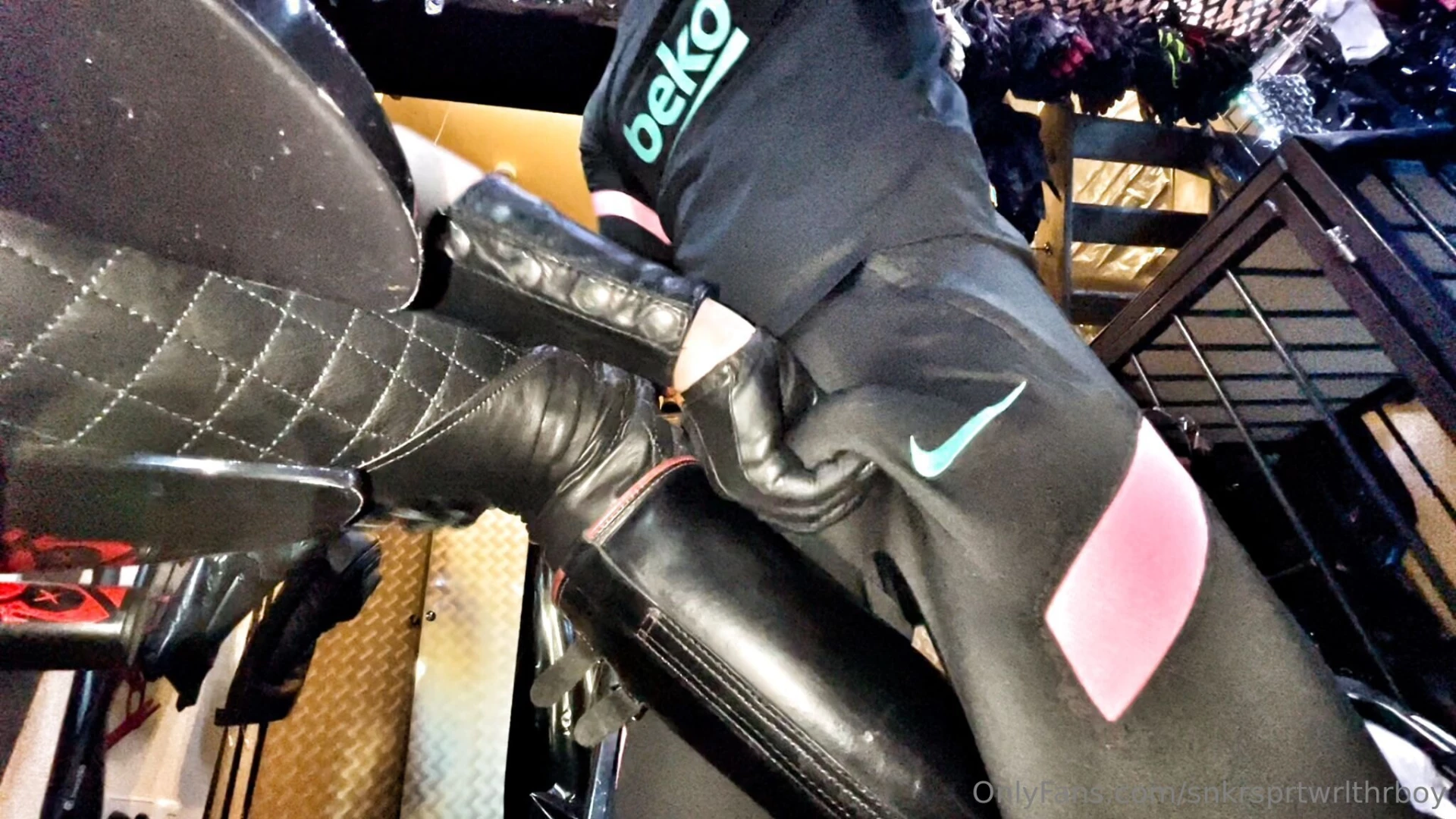 Some screenshots from my hot session with maskmaster_bl part 15 