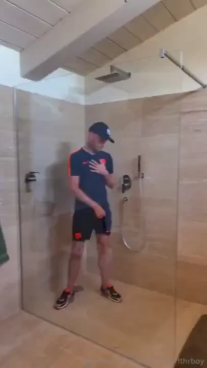 First time with my face visible a bit uncomfortable but my fcb nike 