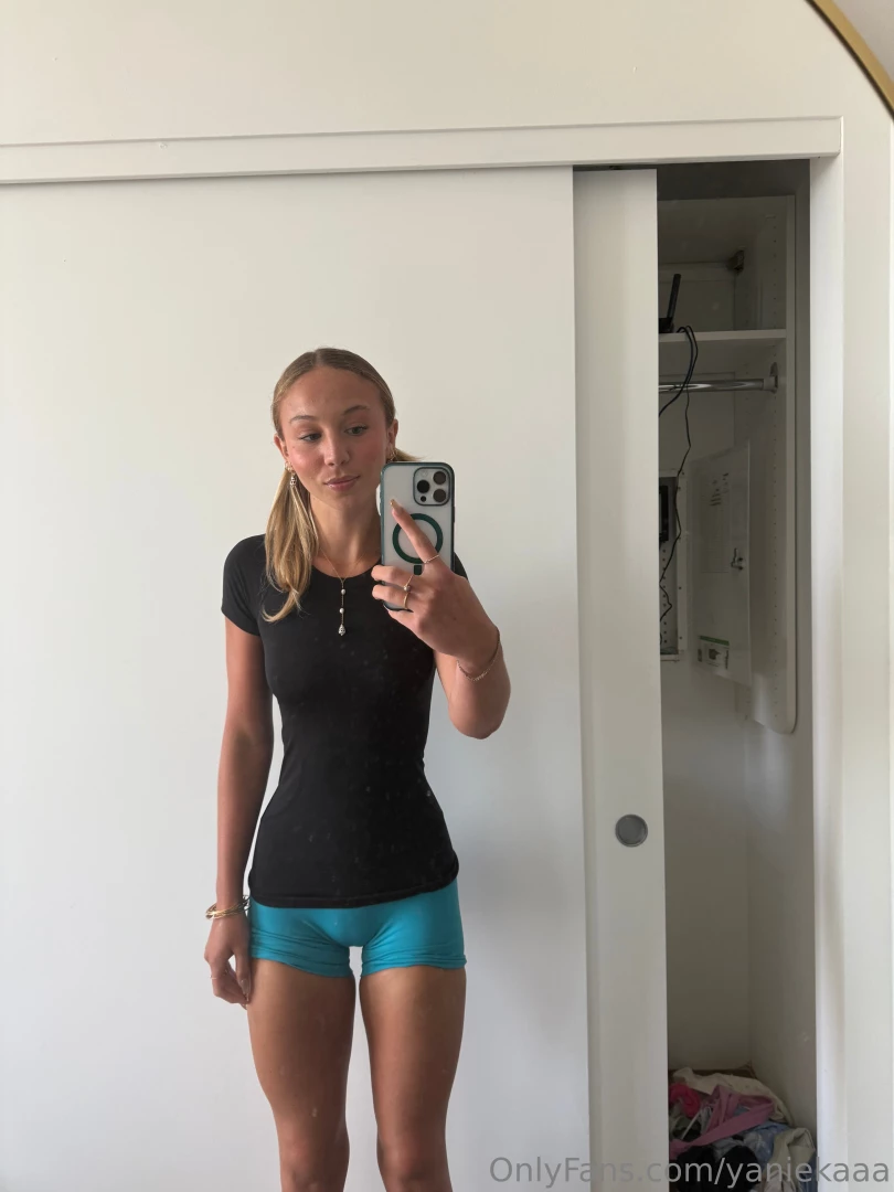 Should i go live again on here today at 5pm pst in a little less than 