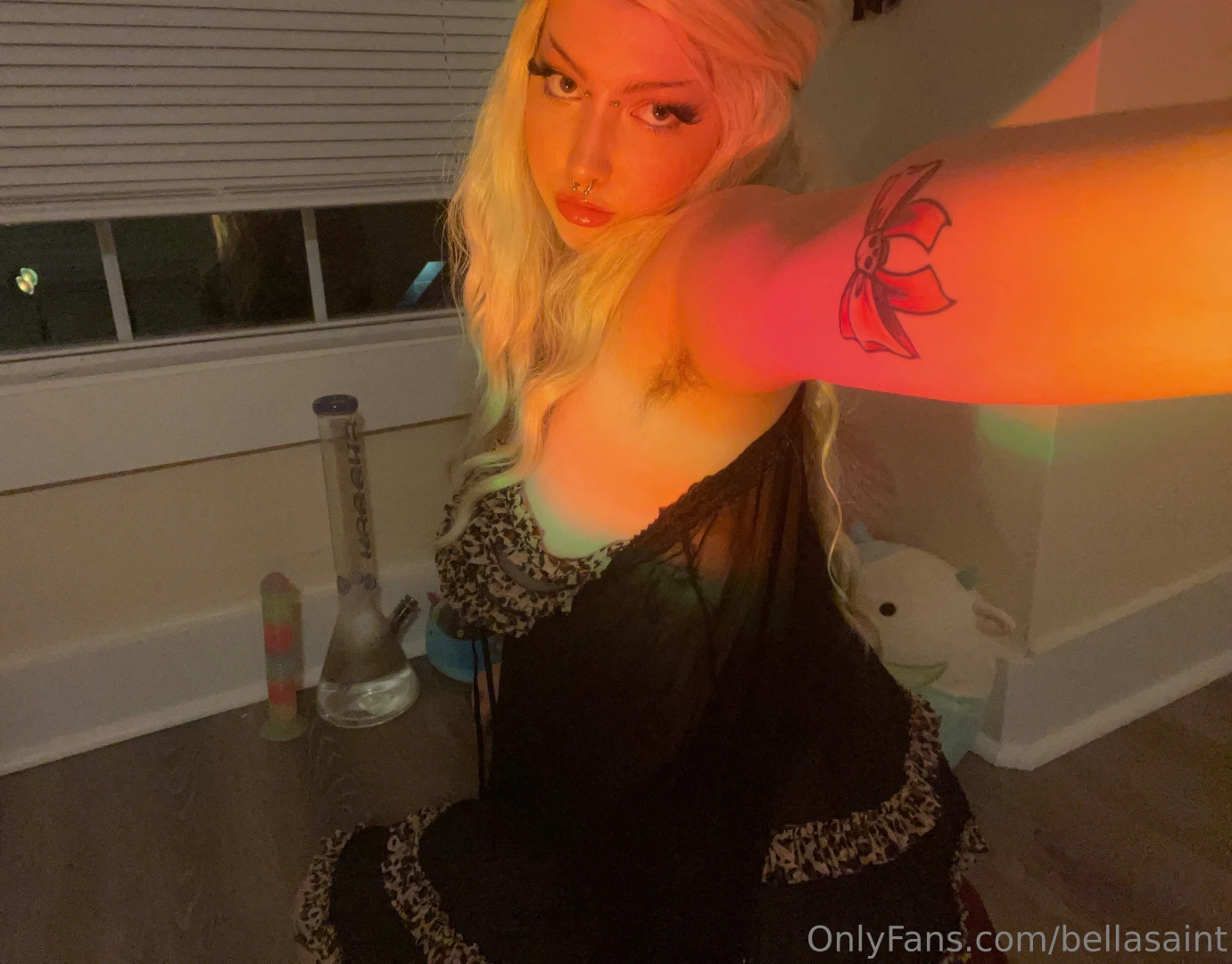 Hi from my sex dungeon part 1 
