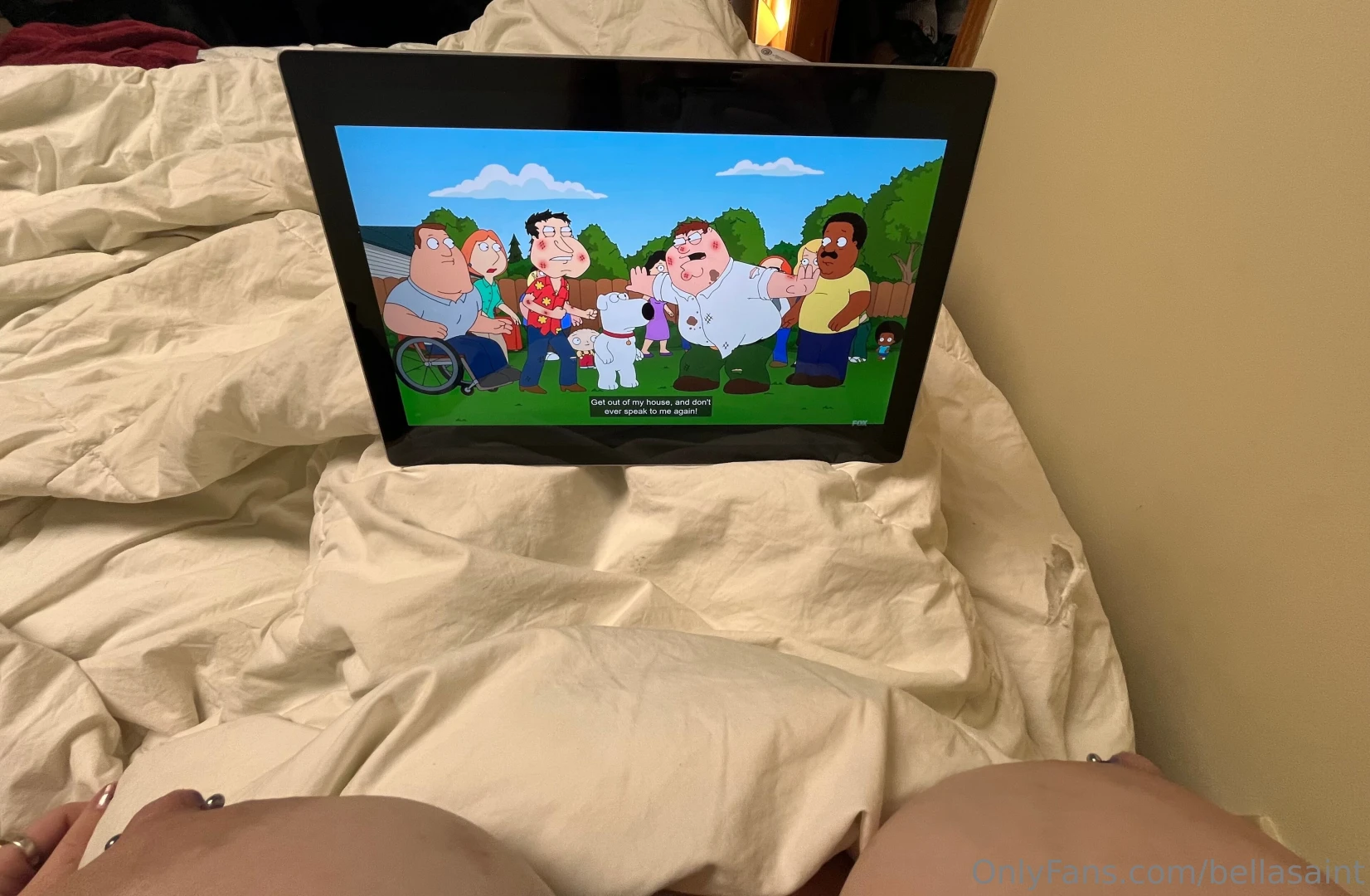 I love family guy and there is definitely nothing else happening in 