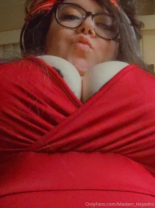 Im live happy birthday to meeeeee say happy birthday for a free wheel