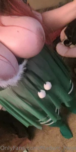 I m live doing st pattys day streamie i know im late lol come by and