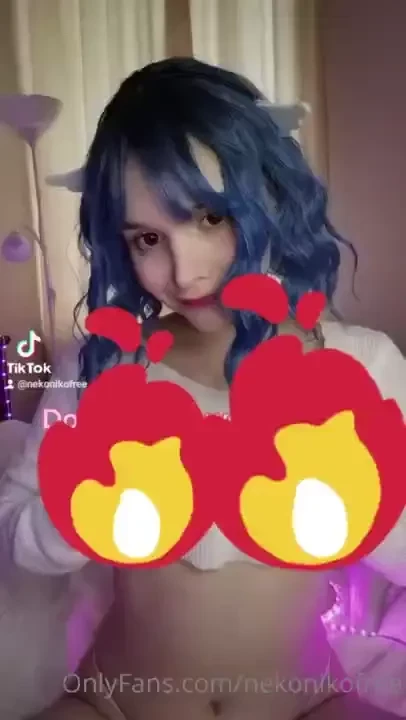 I play with my bare titss and enjoy it have you already been turned on 