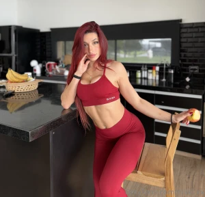 Wearing my favorite cozy set and thinking about you 2 tips to fall