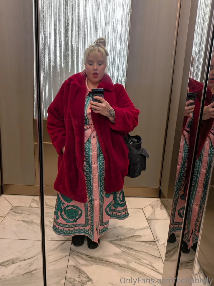 When your hotel has the good elevator light 