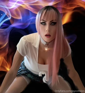 What are you all doing for halloween staring at my pictures all night