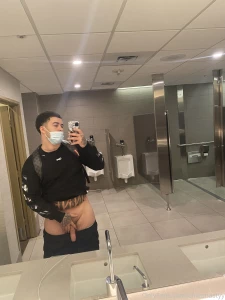 Public bathroom pics what s the first thing your doing if you walked part 1