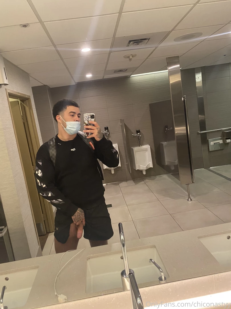 Public bathroom pics what s the first thing your doing if you walked 