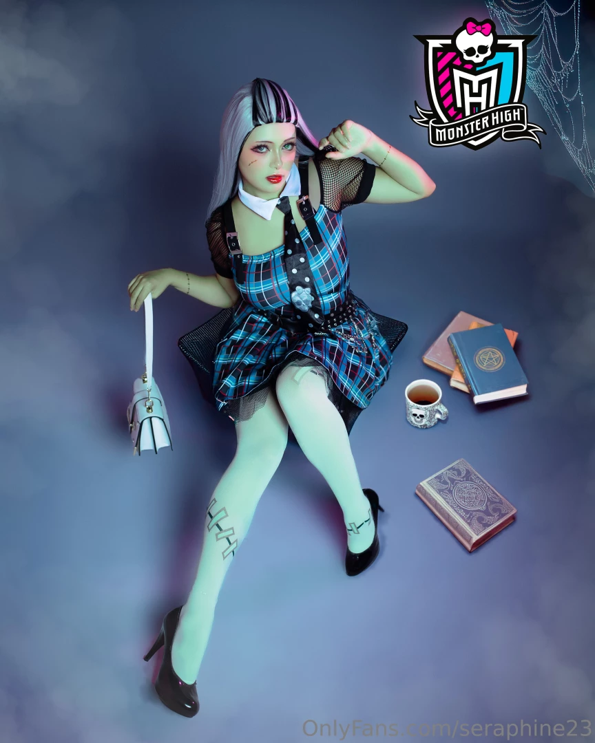 Set photos frankie monster high for halloween 