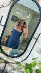 Staring at myself in the mirror thinking about how good i d look on my