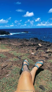 Chilling with my toes out part 1
