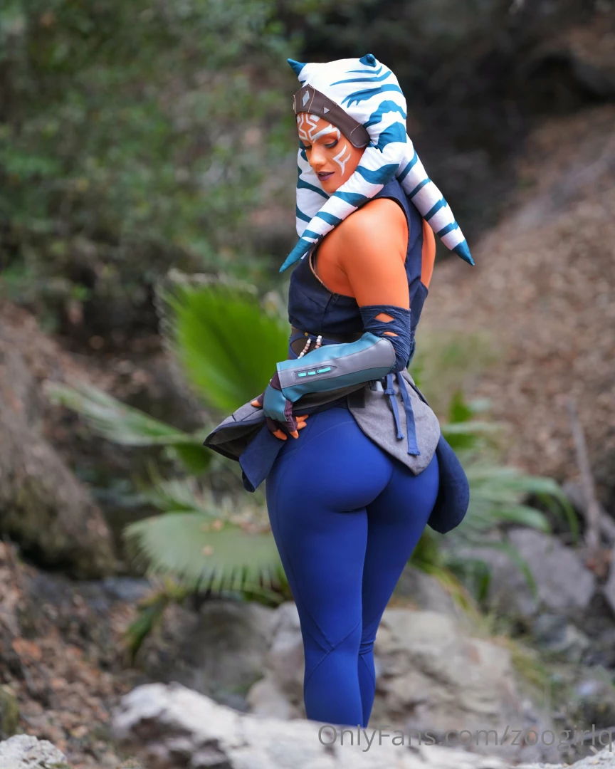 Pov you re exploring the forests of ossus and you turn the corner to 